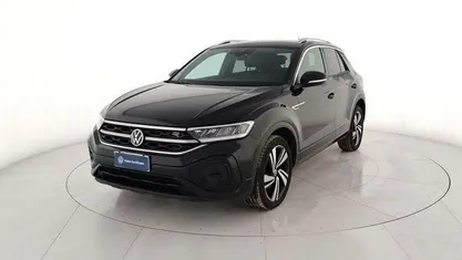 Usata VW T-Roc R-line 110 CV (80 kW) 2022 Nero metallizzato SUV