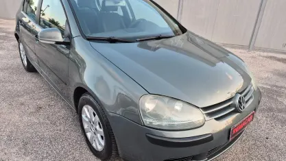 Usata VW Golf IV Comfortline 105 CV (77 kW) 2004 Grigio Berlina