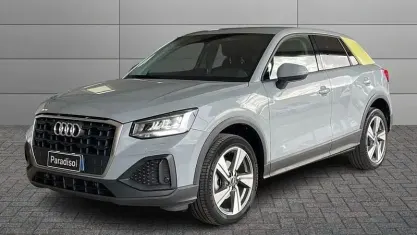 Usata Audi Q2 Admired 116 CV (85 kW) 2023 Grigio SUV