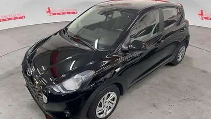 Nero Usata 2021 Hyundai i10 Due volumi | 12.450 € (Buon prezzo)