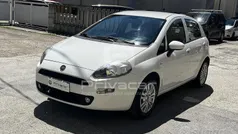 Bianco Usata 2017 Fiat Punto Lounge Due volumi | 7600 € (Buon prezzo)