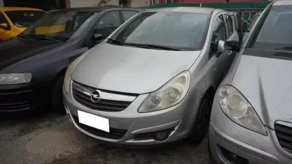 Usata Opel Corsa 75 CV (55 kW) 2008 Grigio Utilitaria