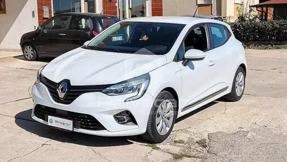 Usata Renault Clio V Intens 101 CV (74 kW) 2020 Bianco Berlina