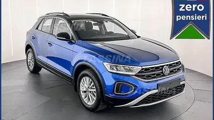 Usata VW T-Roc Life 110 CV (80 kW) 2023 Blunero SUV