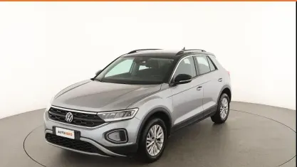 Usata VW T-Roc Life 116 CV (85 kW) 2023 Grigio SUV