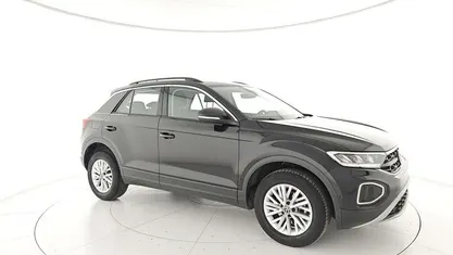 Occasion VW T-Roc Life 116 PK (85 kW) 2025 Zwart SUV