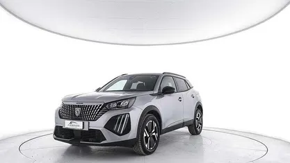 Usata Peugeot 2008 Allure 101 CV (74 kW) 2025 Grigio SUV