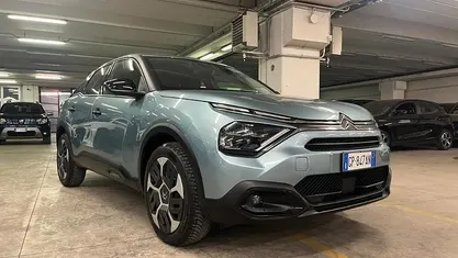 Blu Usata 2023 Citroën C4 Feel Tre volumi | 14.800 € (Ottimo prezzo)