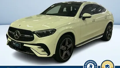 Bianco pastello Usata 2023 Mercedes GLC220 AMG Line Premium Coupé | 60.400 € (Buon prezzo)