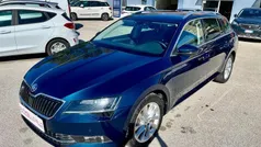 Blu/azzurro Usata 2018 Skoda Superb Executive Station wagon | 14.990 € (Buon prezzo)