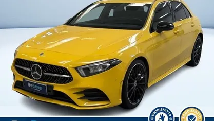 Begagnad Mercedes A180 Premium 116 HK (85 kW) 2022 Gul Sedan