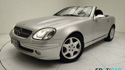 Käytetty Mercedes SLK200 Edition 163 HP (119 kW) 2000 Harmaa Avoauto