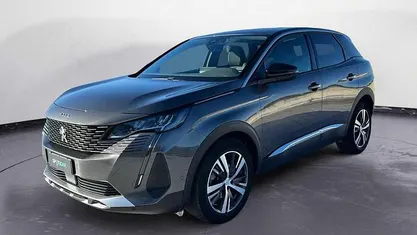 Grigio Usata 2022 Peugeot 3008 Allure SUV | 22.800 € (Buon prezzo)