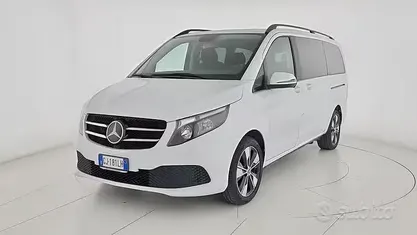 Usata Mercedes V220 Executive 163 CV (119 kW) 2022 Bianco Monovolume