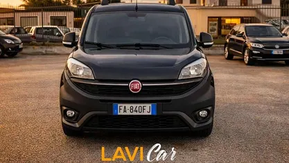 Nero Usata 2015 Fiat Doblò Monovolume | 6800 € (Ottimo prezzo)