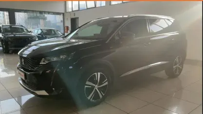 Usata Peugeot 5008 GTi 131 CV (96 kW) 2023 Nero SUV