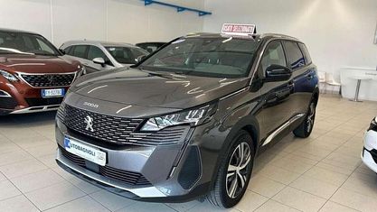 Usata Peugeot 5008 Allure 131 CV (96 kW) 2024 Grigio Monovolume