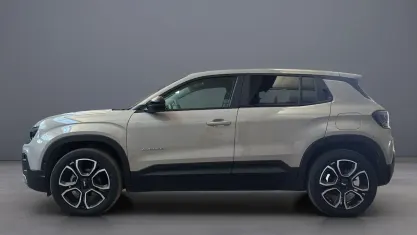 Usata Jeep Avenger Summit 101 CV (74 kW) 2025 Stone SUV