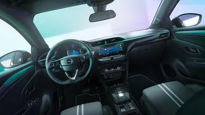 Karbon black Nuova 2025 Opel Corsa S | 17.990 € (Ottimo prezzo)