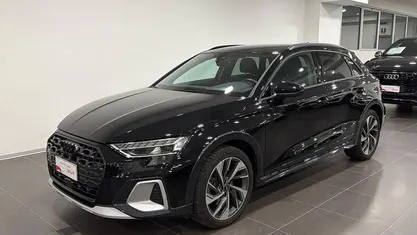 Usata Audi A3 Advanced Plus 150 CV (110 kW) 2024 Nero mythos metallizzato Utilitaria