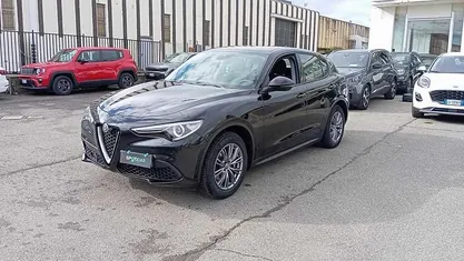 Usata Alfa Romeo Stelvio Business 190 CV (139 kW) 2021 SUV