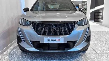 Usata 2023 Peugeot 2008 GT SUV | 22.990 € (Buon prezzo)