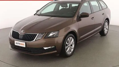 Usata Skoda Octavia Executive 116 CV (85 kW) 2019 Marrone Station wagon