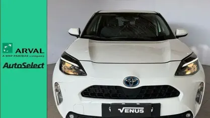 Usata Toyota Yaris Cross Business Edition 116 CV (85 kW) 2023 Bianco SUV