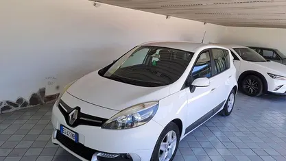 Usata Renault Scénic III 110 CV (80 kW) 2013 Monovolume