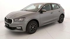 Grigio graphite Usata 2024 Skoda Fabia Selection Due volumi | 15.400 € (Buon prezzo)