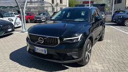 Usata Volvo XC40 131 CV (96 kW) 2023 Nero SUV