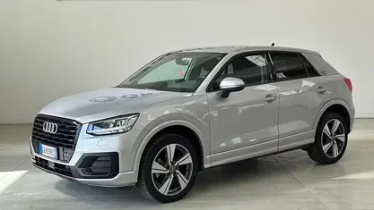 Usata Audi Q2 Business 115 CV (84 kW) 2020 Bianco SUV
