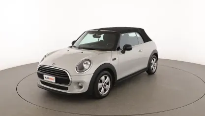 Usata Mini Cooper D 115 CV (84 kW) 2018 Argento Utilitaria