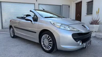 Usata Peugeot 207 CC 109 CV (80 kW) 2007 Grigio Cabrio