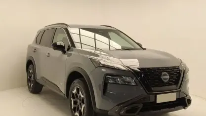 Usata Nissan X-Trail Tekna 213 CV (156 kW) 2025 Grigio SUV