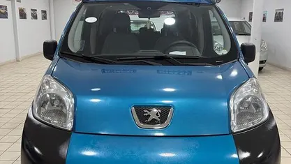 Usata Peugeot Bipper 68 CV (50 kW) 2010 Monovolume