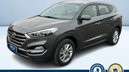 Grigio Usata 2017 Hyundai Tucson Xpossible SUV | 16.100 € (Buon prezzo)