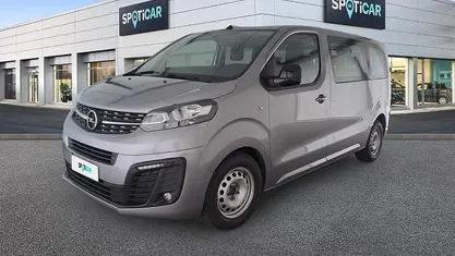 Usata 2022 Opel Vivaro S Monovolume | 33.450 €