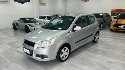 Usata Chevrolet Aveo 84 CV (61 kW) 2009 Argento Berlina
