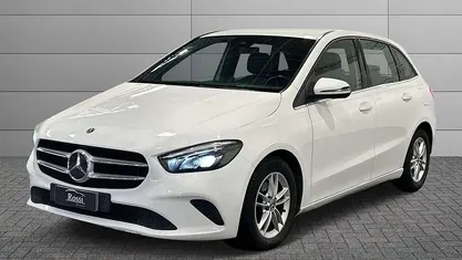 Usata Mercedes B180 116 CV (85 kW) 2019 Bianco polare Monovolume