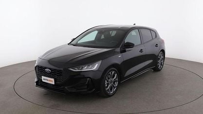 Käytetty Ford Focus ST-Line 125 HP (91 kW) 2023 Musta