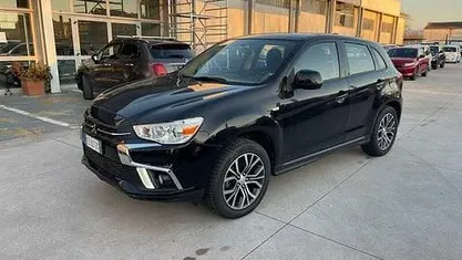 Usata Mitsubishi ASX Inform 117 CV (86 kW) 2019 Blu SUV