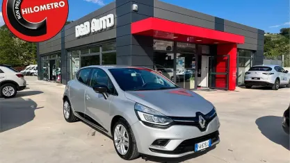 Usata Renault Clio IV 90 CV (66 kW) 2019 Grigio Berlina