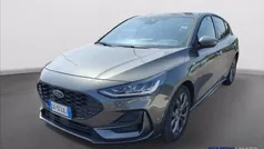 Magnetic grey Usata 2022 Ford Focus ST-Line X Tre volumi | 18.500 € (Buon prezzo)