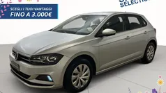 8e reflex silver metallizzato Usata 2019 VW Polo Comfortline Tre volumi | 13.800 € (Buon prezzo)