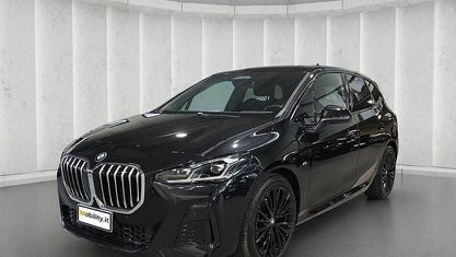 Gebraucht BMW 218 Active Tourer Comfort Edition 150 PS (110 kW) 2024 Schwarz Van / Kleinbus
