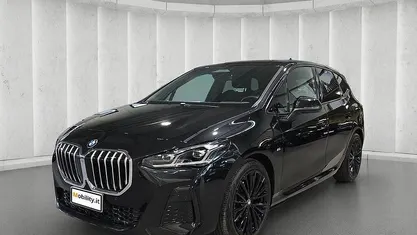 Begagnad BMW 218 Active Tourer Comfort Edition 150 HK (110 kW) 2024 Svart Minibuss