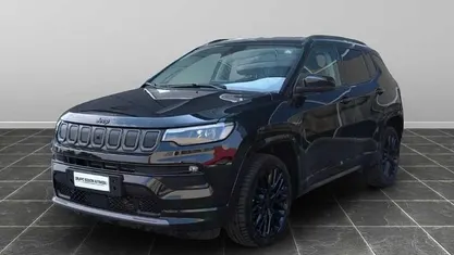 Nero Usata 2024 Jeep Compass SUV | 29.500 € (Buon prezzo)