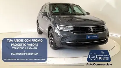 Usata VW Tiguan Life 150 CV (110 kW) 2023 Grigio scuro SUV