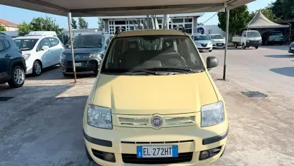 Usata Fiat Panda Classica 77 CV (56 kW) 2012 Giallo Utilitaria